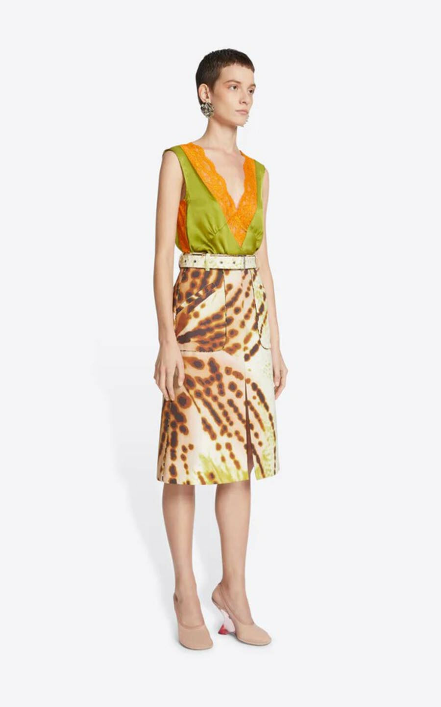 zoom in on Olive Rok image Olive Rok image
