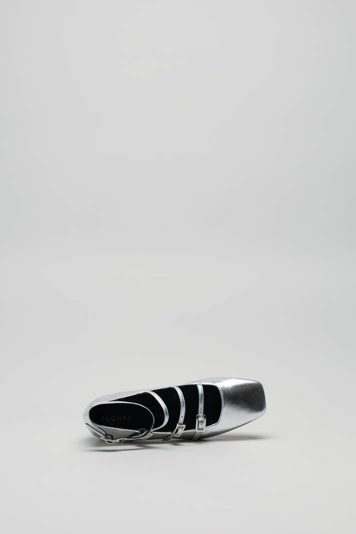 zoom in on Zilver Ballerina image Zilver Ballerina image