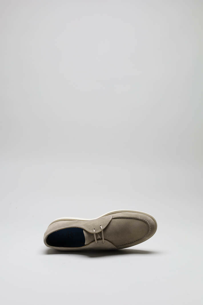 zoom in on Taupe Veterschoen image Taupe Veterschoen image