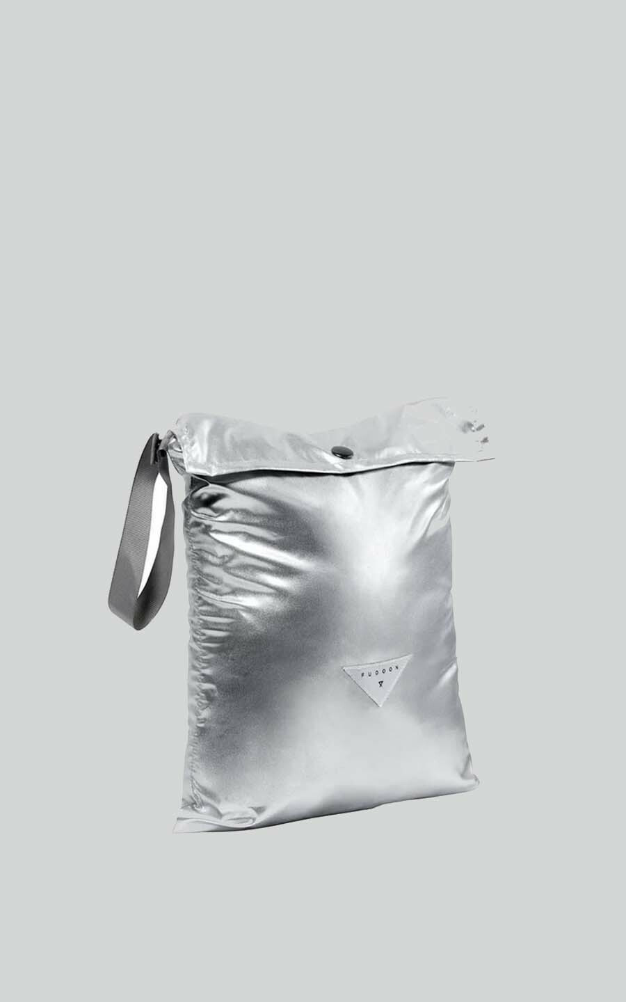 zoom in on Zilver Sjaals image Zilver Sjaals image