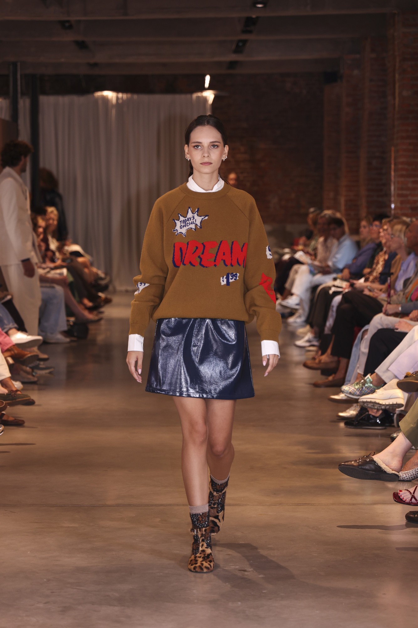 Runway Show PT.1 - 0.096