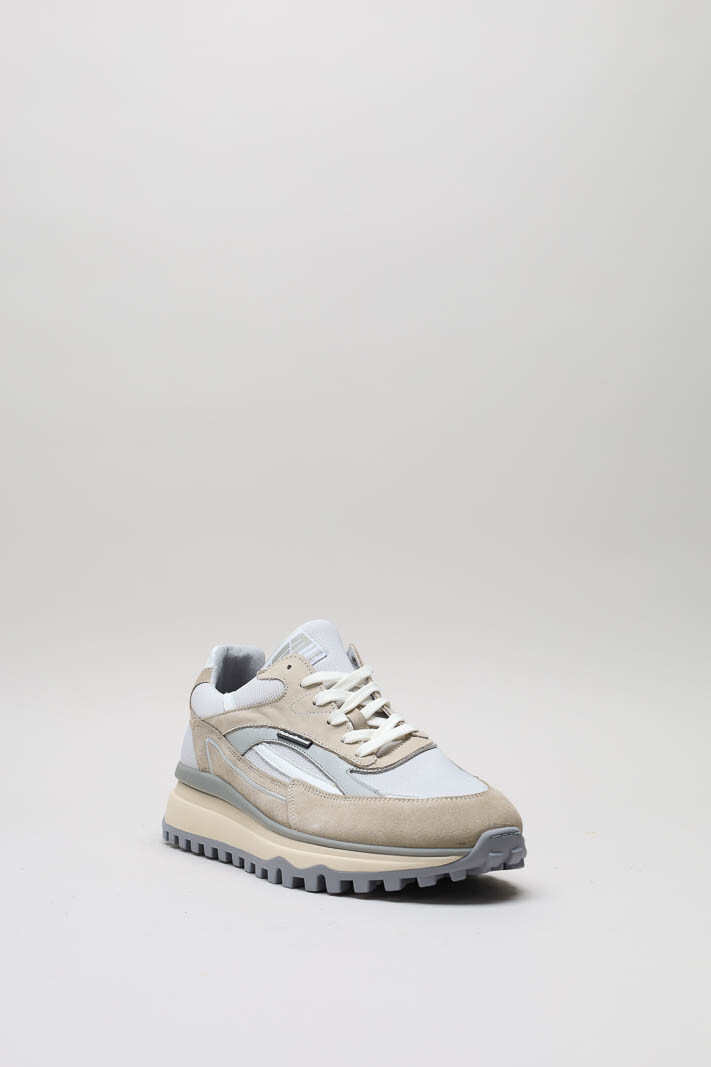 Beige Sneaker