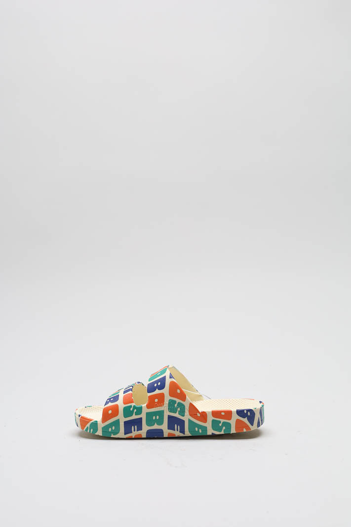 zoom in on Multi Slipper image Multi Slipper image