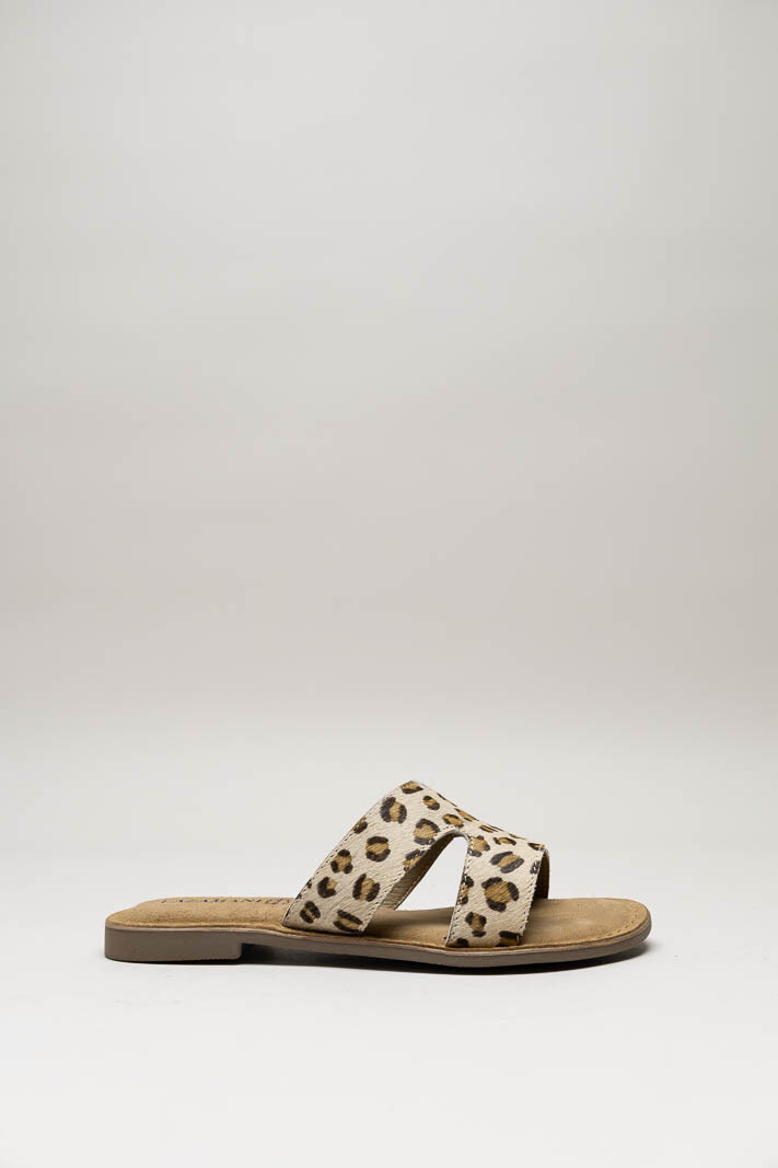 Ecru Slipper
