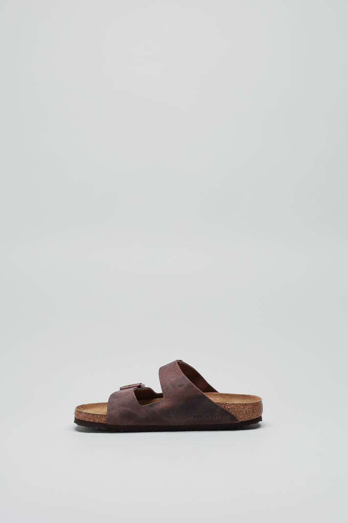 zoom in on Bruin Slipper image Bruin Slipper image