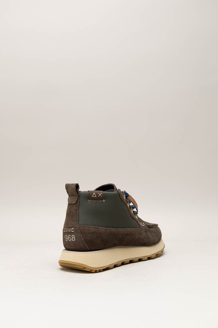 Bruin Sneaker image
